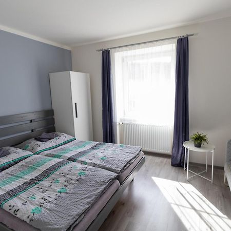 Penzion Kamejk Kamyk nad Vltavou Bagian luar foto
