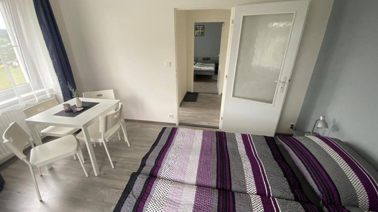 Penzion Kamejk Kamyk nad Vltavou Bagian luar foto